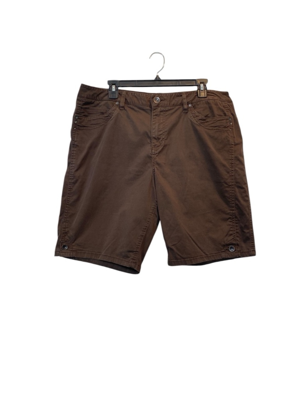 Sonoma Modern Fit Women's size 16 Brown Flat-Front Bermuda style stretch Shorts
